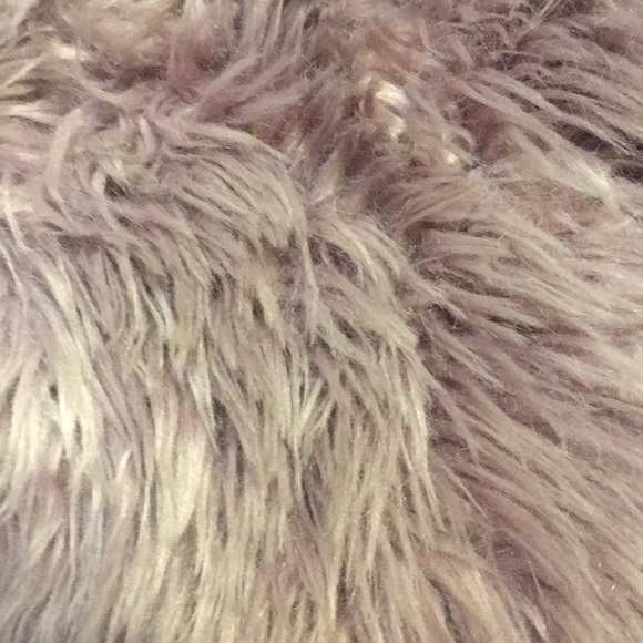 Rug - Picture 2 of 5